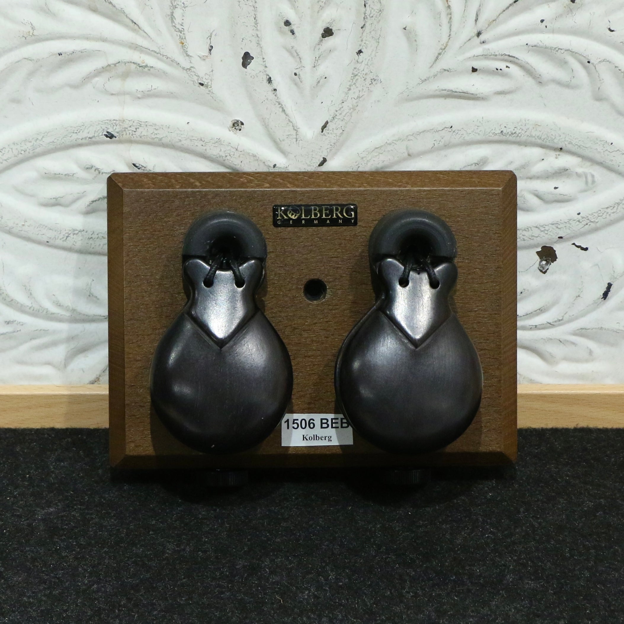 Kolberg Castanet Machine Ebony, medium - discontinued - — Timpano ...