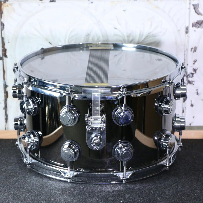 Caisse claire DEMO DW Collector's Black Nickel over Brass 14X8po