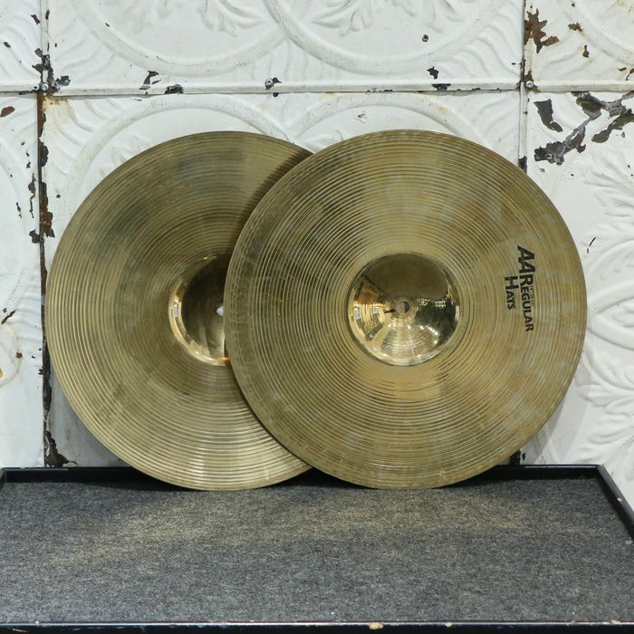 Cymbales hi-hat usagées Sabian AA Regular 14po (1010/1356g)