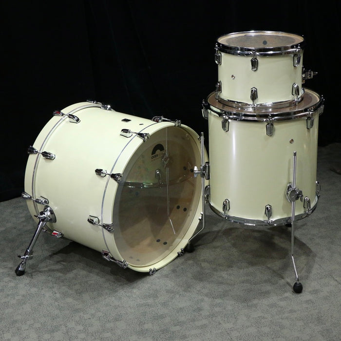 British Drum Co. Enigma Drum Kit 22-12-16in - Satin Olde English White