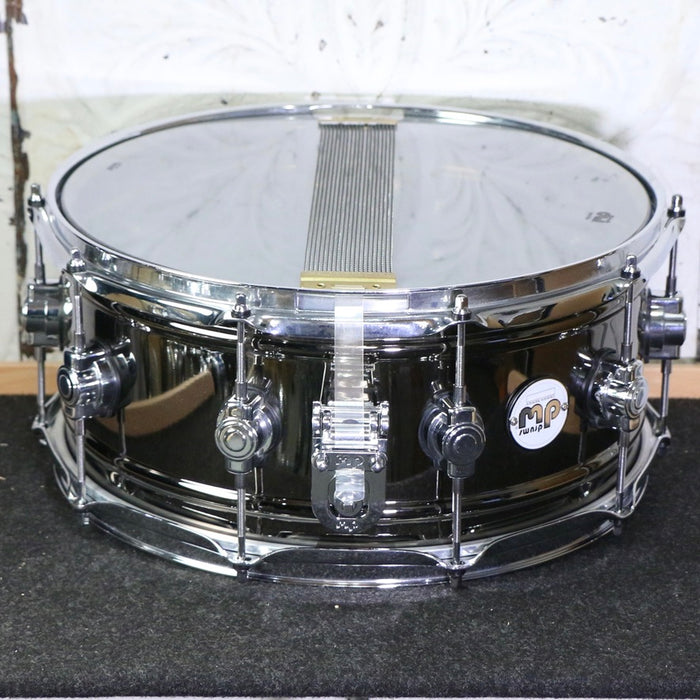 Caisse claire usagée DW Design Black Nickel Over Brass 14X6.5po
