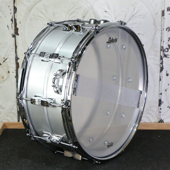 Ludwig B-Stock 6.5 X 14 Acrolite Classic Snare Drum 10 Lug