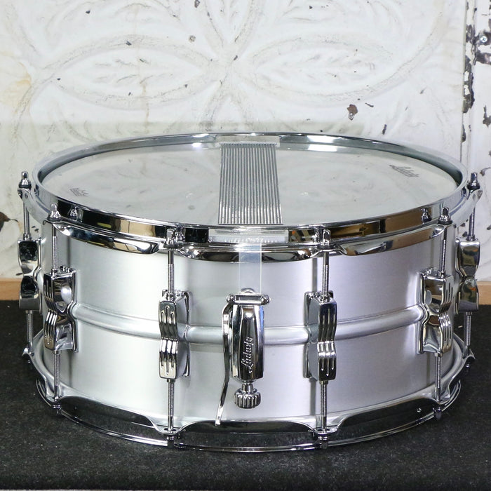 Ludwig B-Stock 6.5 X 14 Acrolite Classic Snare Drum 10 Lug