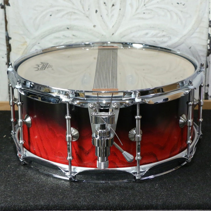 Caisse claire Luka One-Piece Ash 14X6po - Red/Black Fade