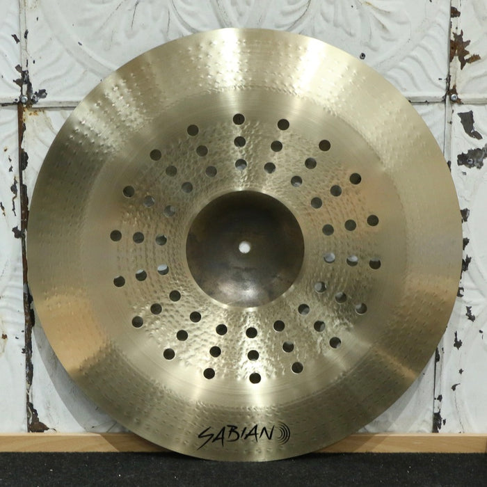 Cymbale chinoise Sabian AA Holy China 19po (1288g)