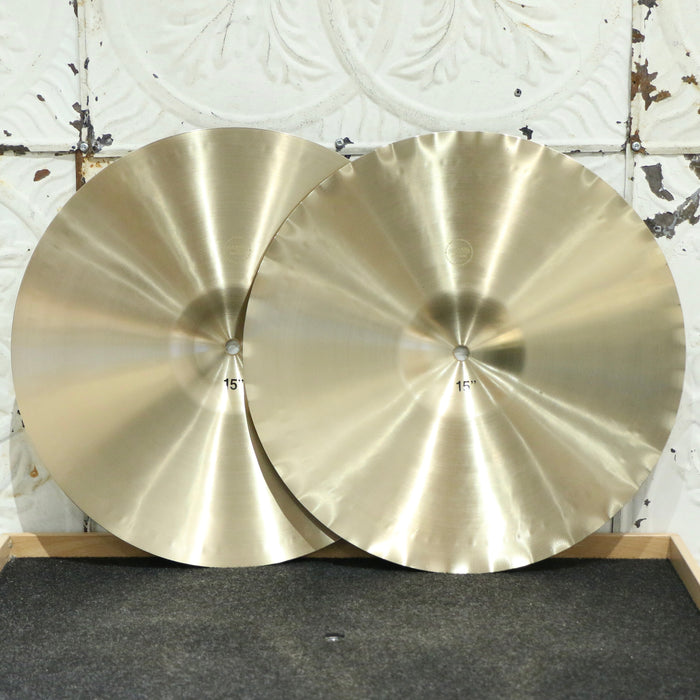 Cymbales hi-hat Paiste Formula 602 Sound Edge 15po (1054/1235g)