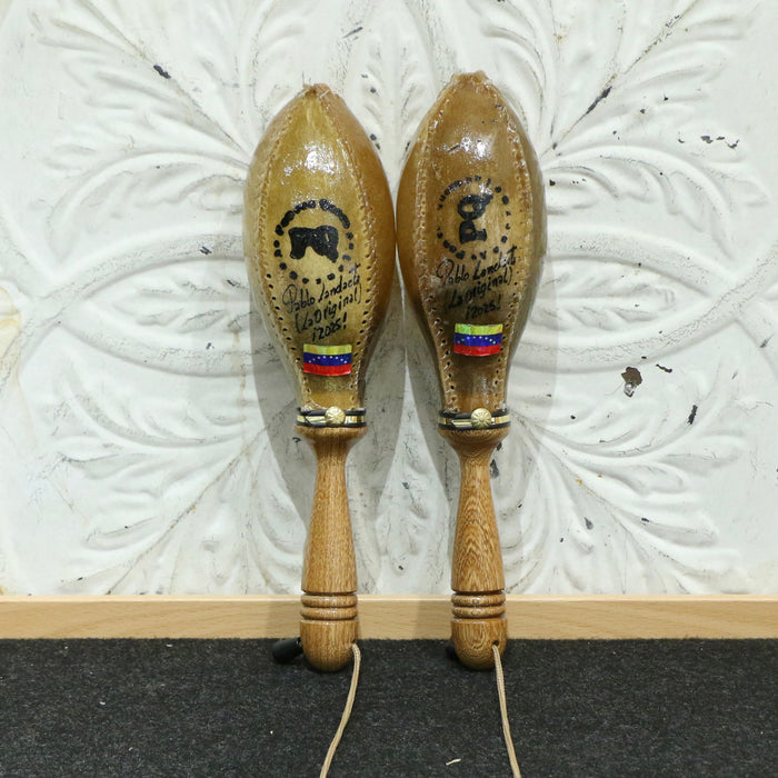 Traditional Venezuelan PQ Sonera Maracas