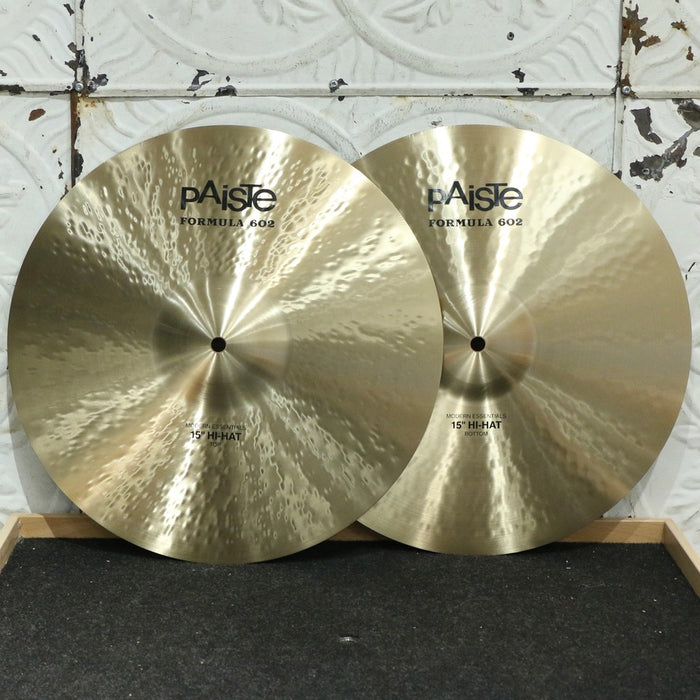Paiste Formula 602 Modern Essentials Hi-Hat Cymbals 15in (1076/1294g)