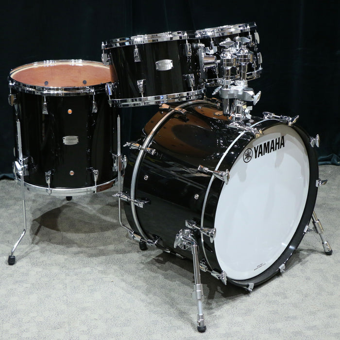 Yamaha Absolute Hybrid Maple Drum Kit 22X14-10-12-16in - Solid Black