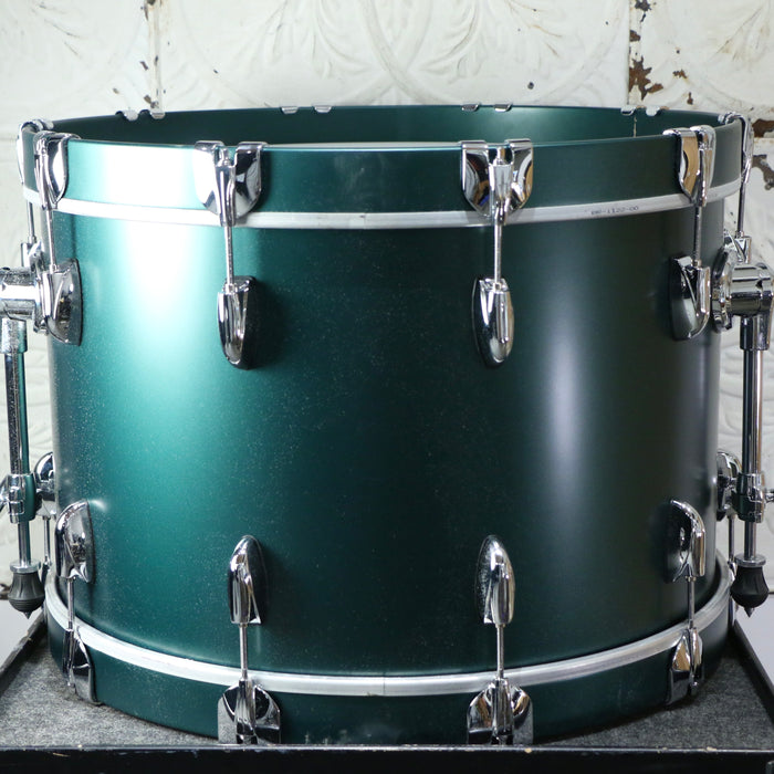 Batterie Gretsch USA Custom 22-13-16po - Satin Cadillac Green