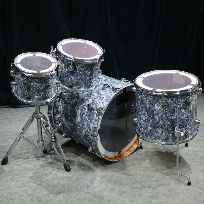 DW Collector's Maple/Mahogany Drum Kit 22-10-12-16in - Grey Swirl