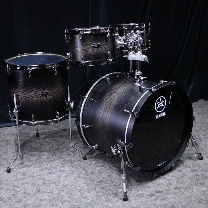 Yamaha Live Oak Hybrid Drum Kit 22-10-12-16in - Uzu Charcoal Sunburst