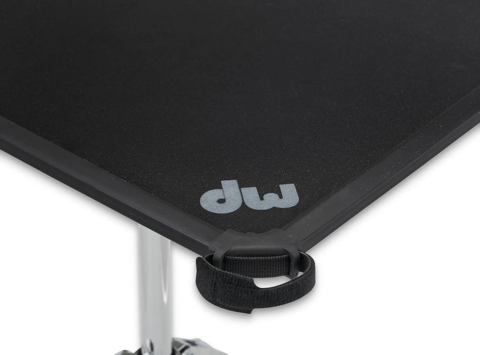 DW 3000 Series Laptop Table with 16-3/4po x 22po non-skid surface