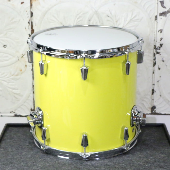 C&C Maple Gum Jazz Drumkit 18X14 12X8 14X14 - Sole Yellow