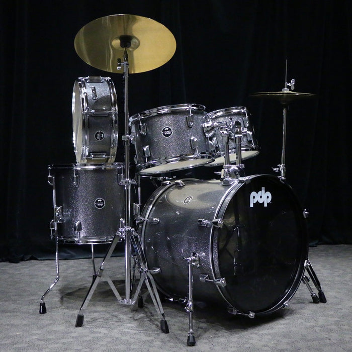 PDP Center Stage Drumset 20-10-12-14+14in - Silver Sparkle