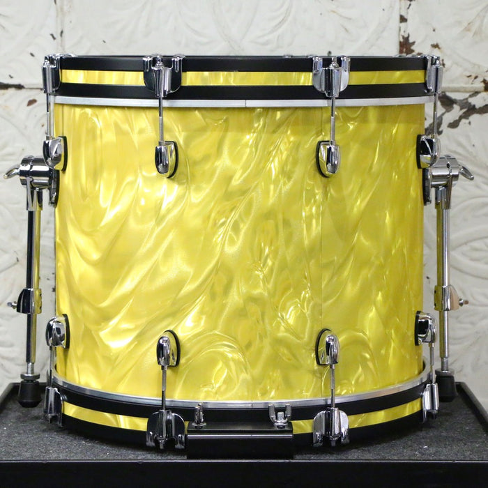 Batterie Gretsch Catalina Club 18-12-14+14po - Yellow Satin Flame